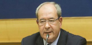 Poste: Giacomelli, totalmente contrario a privatizzazione Antonello Giacomelli, sottosegretario allo Sviluppo Economico